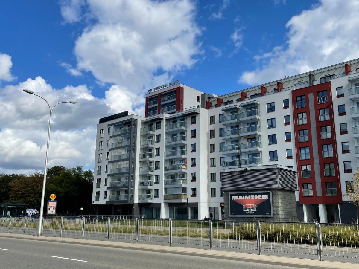 Apartament Metro Sluzew Варшава Екстериор снимка